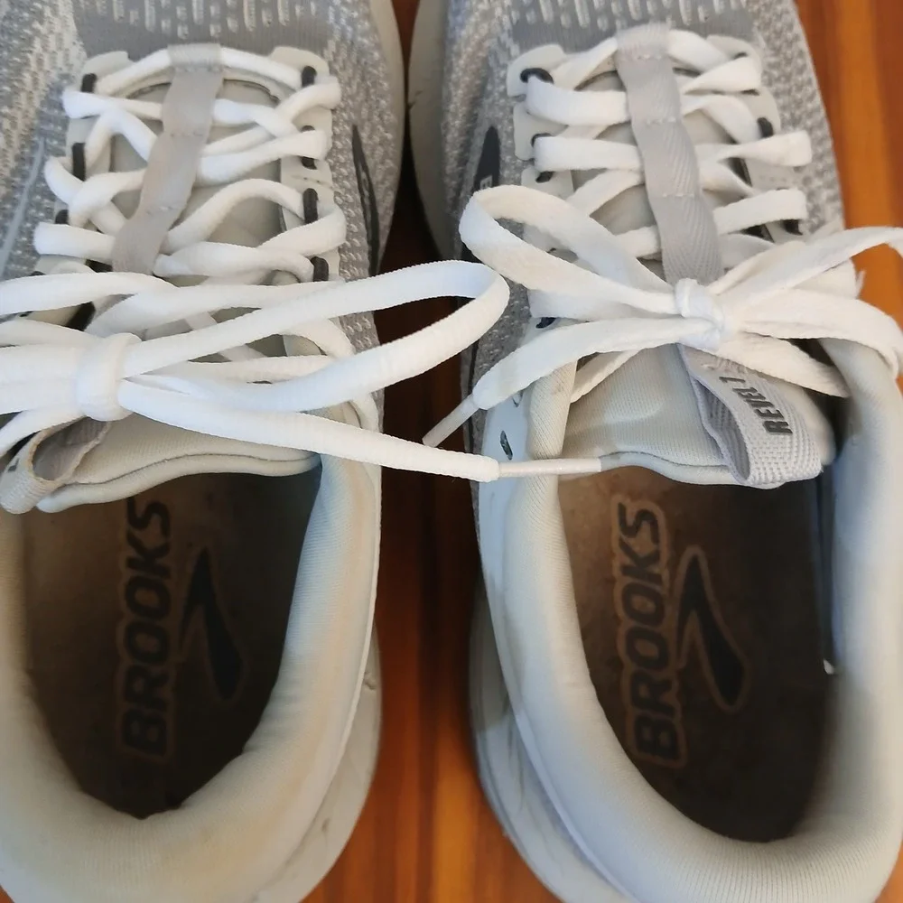 Brooks Revel 7 Womens‎  9 Medium B Running Shoes Sneakers Grey 1204241B036